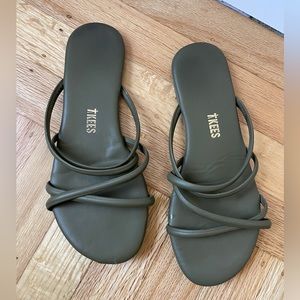 Tkees Olvie Sloane Sandals